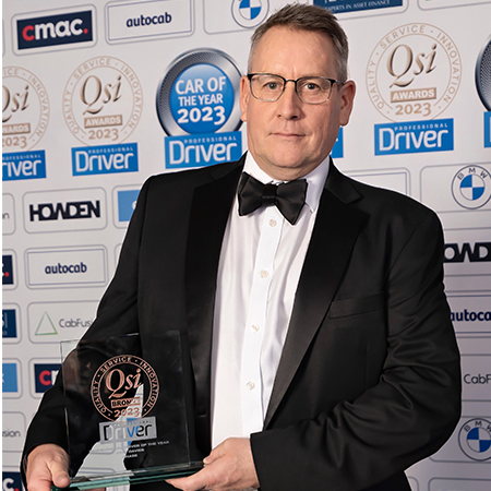 Bronze for Chabé chauffeur John Davies at 2023 Professional Driver QSi Awards